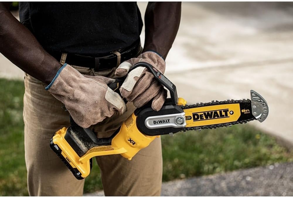 Dewalt Chainsaw Pruning CRDLS 20V 8IN DCCS623B