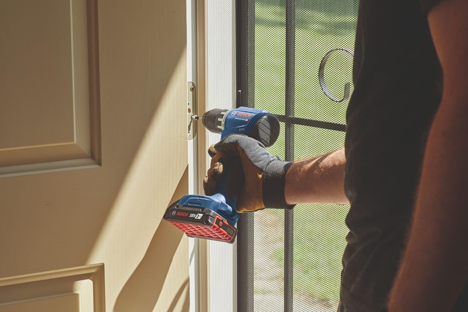 BOSCH GSR18V-400B22 18V Compact Brushless 1/2 In. Drill/Driver Kit with (2) 2 Ah Standard Batteries
