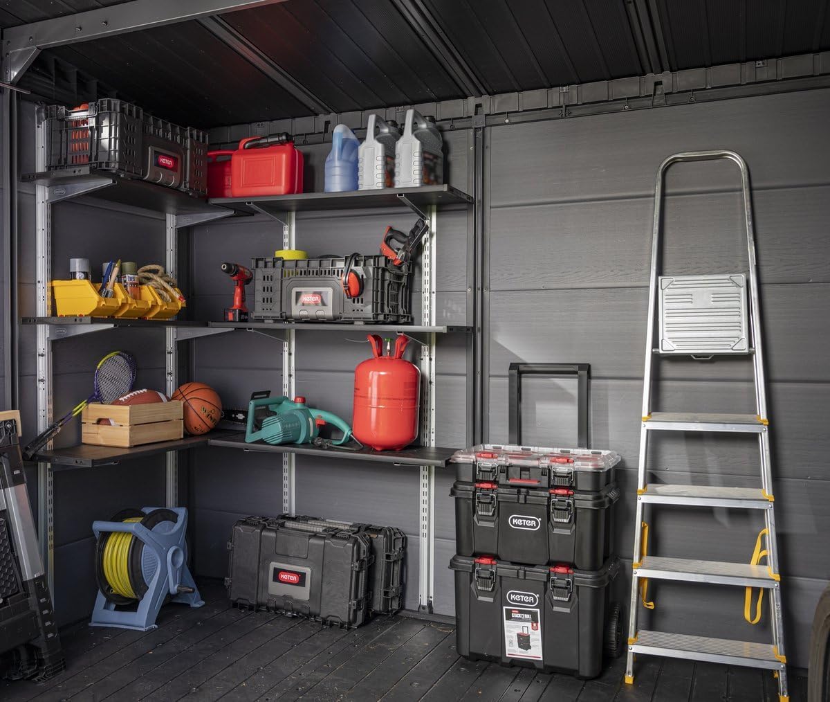 Keter Stack & Roll System