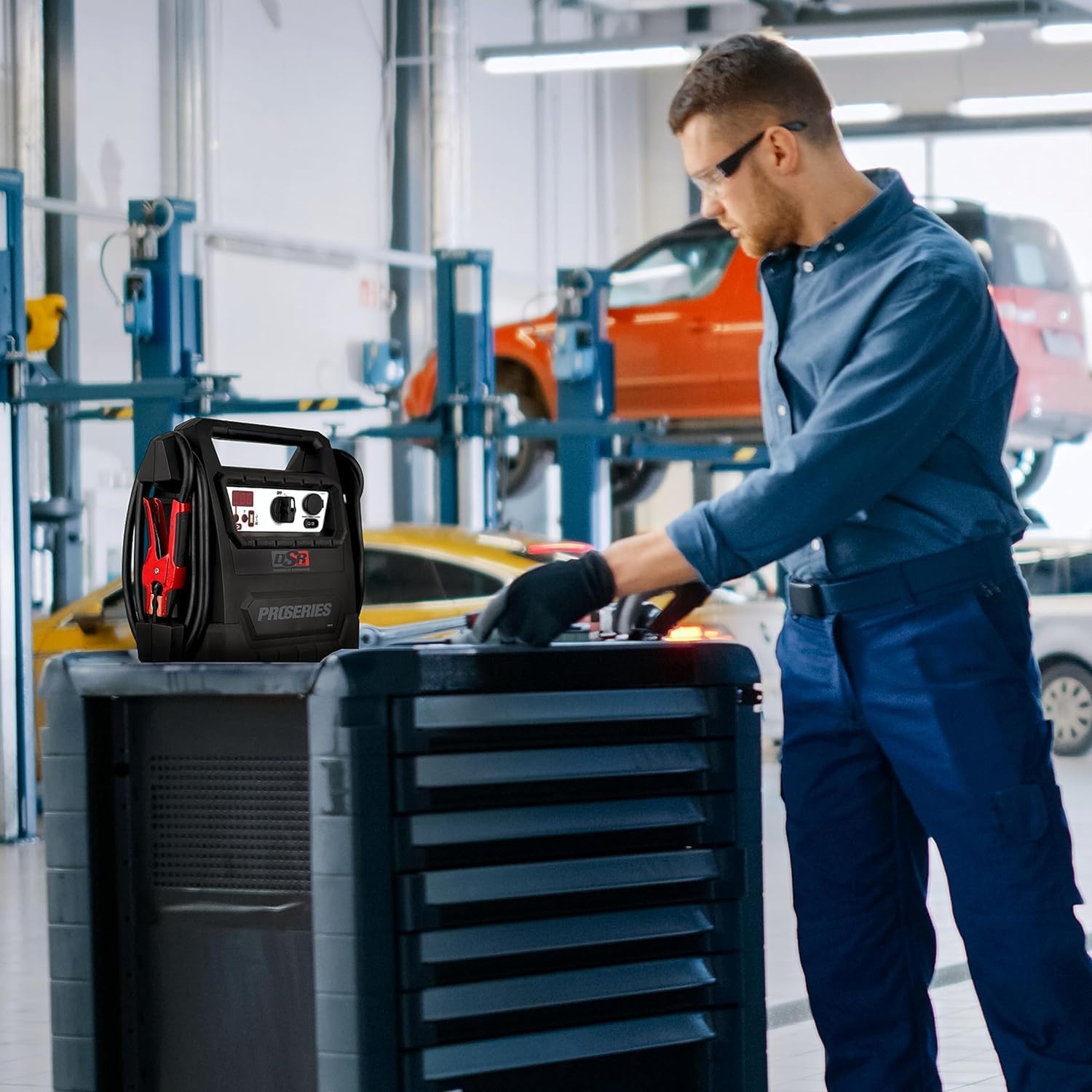 Schumacher Electric DSR ProSeries Car Battery Jump Starter, Maintainer & Portable Power Station - 12V 4000 Peak Amps & 700 Cranking Amps - With DC & USB Charging Ports - DSR159