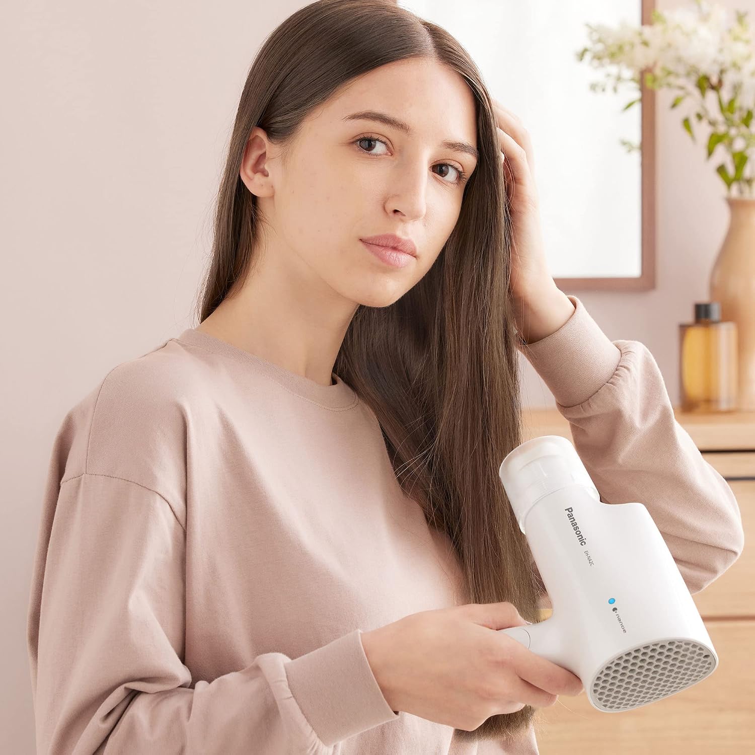 Panasonic nanoe Compact Hair Dryer EH-NA2C-W (White) - Japanese Nanoe Techonology, Foldable Travel Blow Dryer with Oscillating Quick Dry Nozzle, 1400W Lightweight Portable Hair Dryer, Anti-Frizz