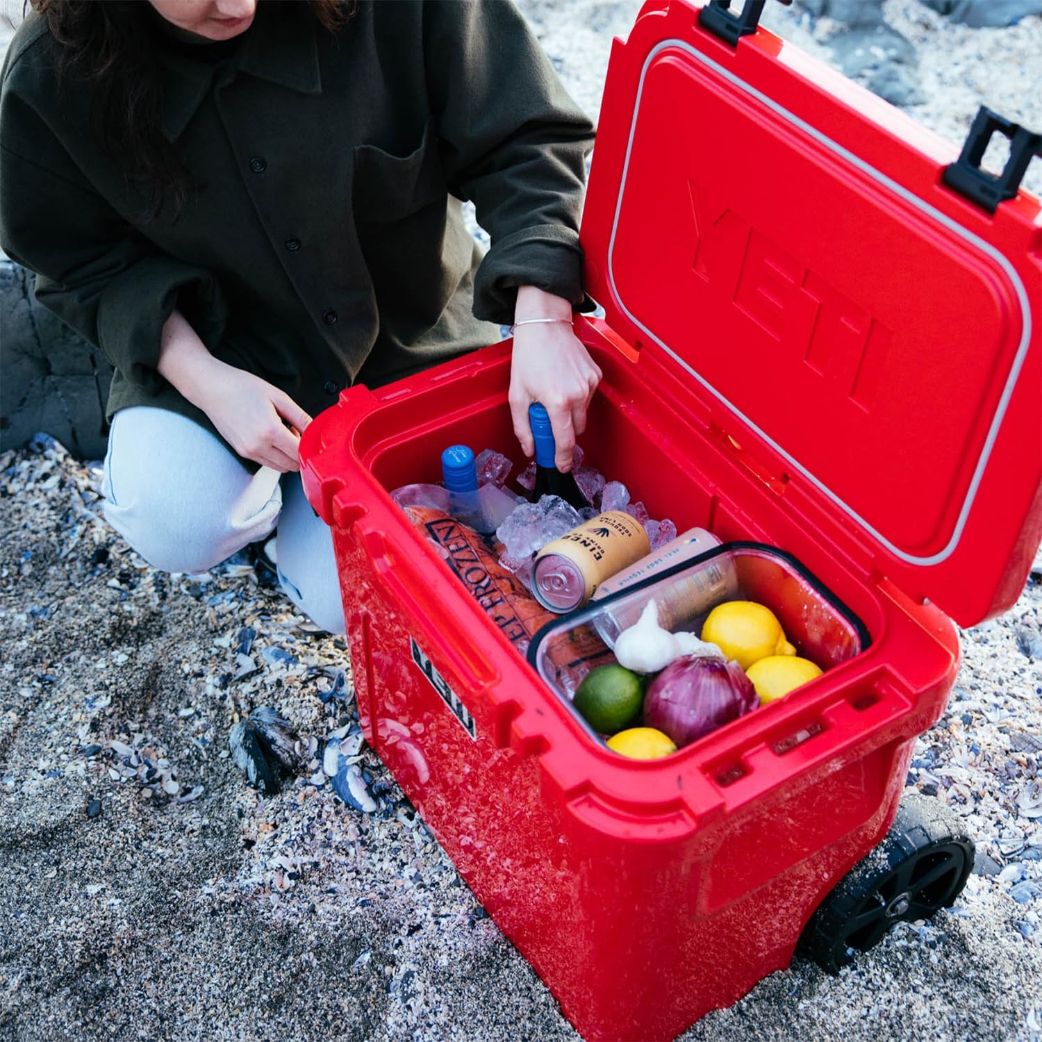 YETI Roadie 32 Wheeled Cooler