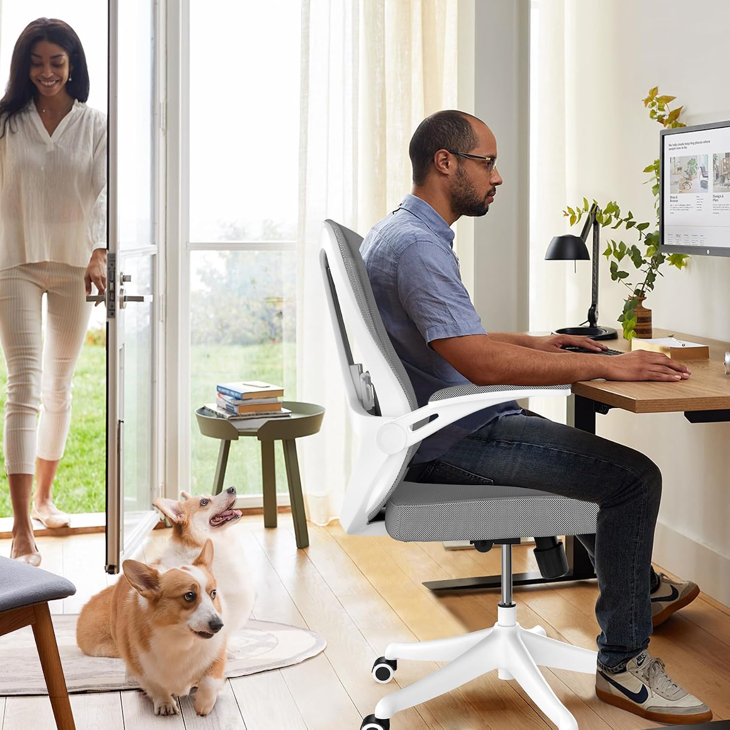 balmstar Ergonomic Office Chair Desk Chair - Mesh Computer Chair with 360° Swivel Wheels, Adjustable 90-130° Recline & Lumbar Support for Home Office, Supports up to 350lbs