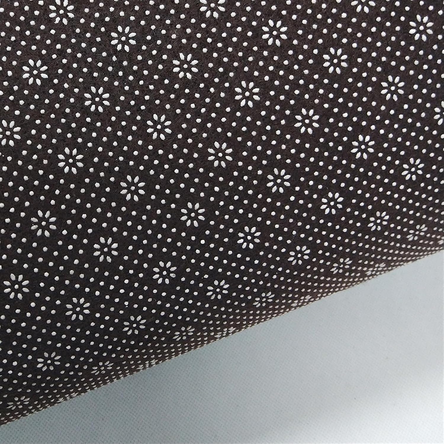 Office Chair Mat for Hardwood Floor, Vintage Computer Gaming Rolling Low Pile Carpet Floor Chair Mat, Anti-Slip Backing Round Desk Rug Floor Mat for Home