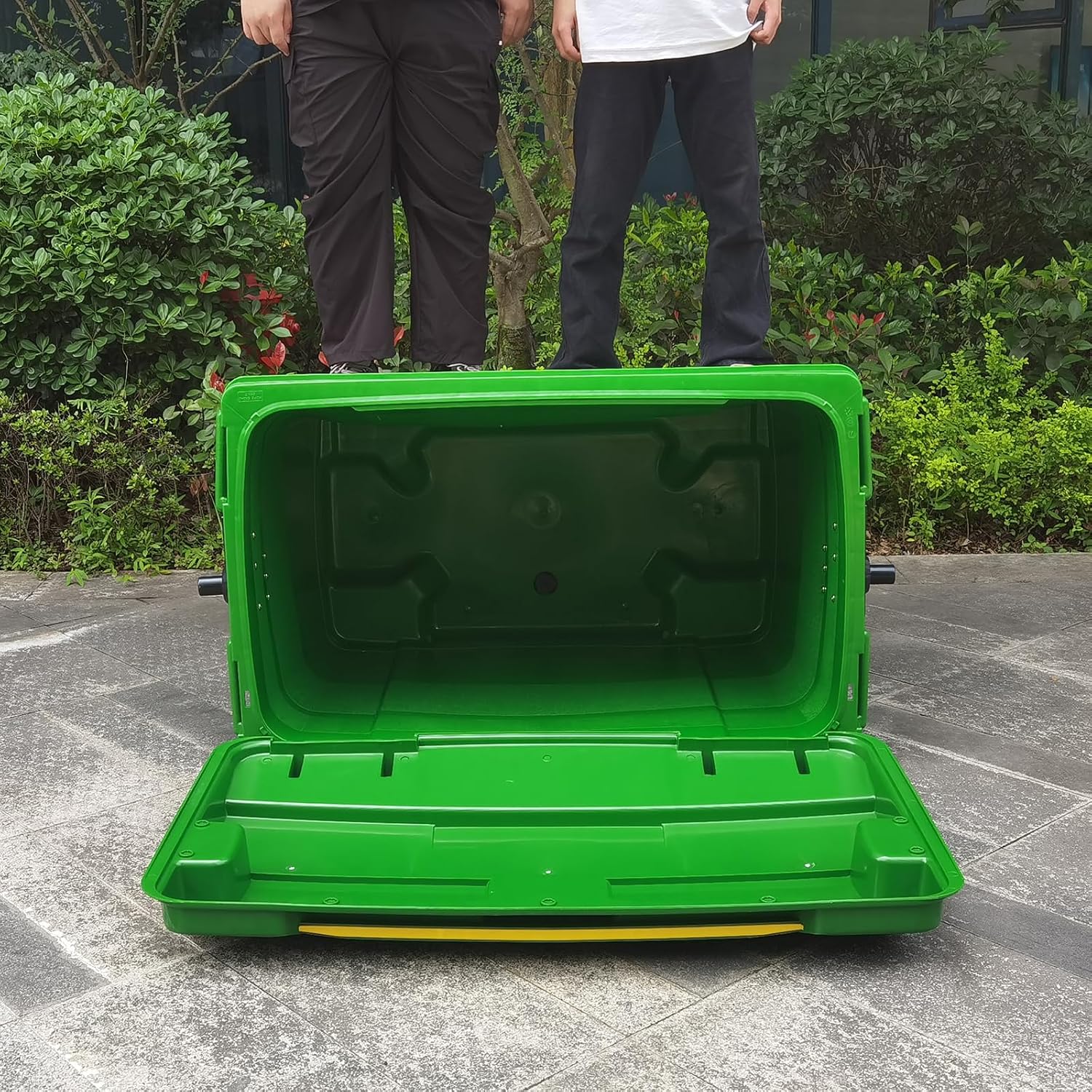 Outdoor Trash Can with Lid and Wheels, Garbage Can with Wheels 2 Pack 175 Gallons, Garbage Bin Storage Outdoor Waste Transfer Disposal/Shopping Mall/School/Garage (Green)