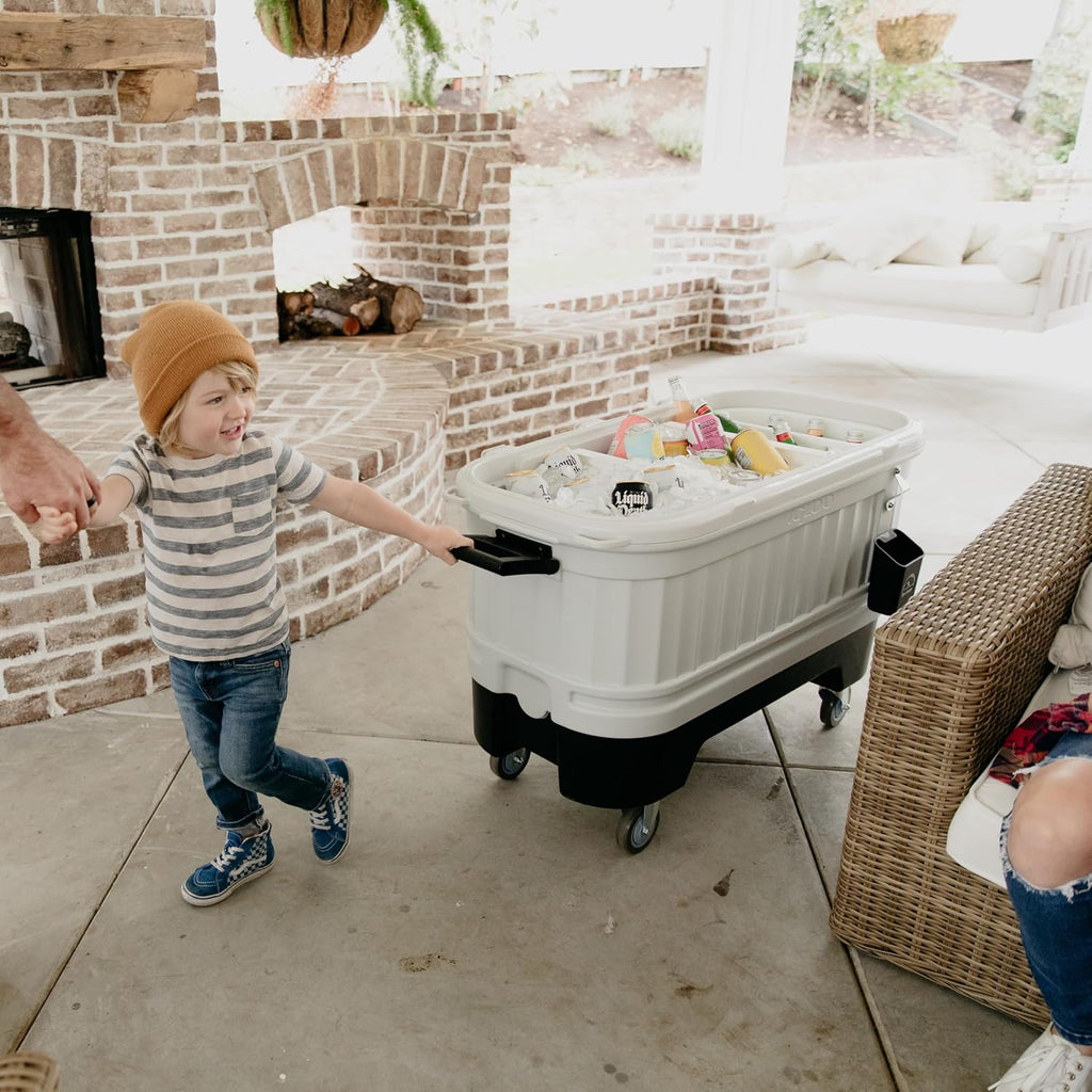 Igloo Hard Cooler | Polar & Party Bar Series | Insulated Ice Chests